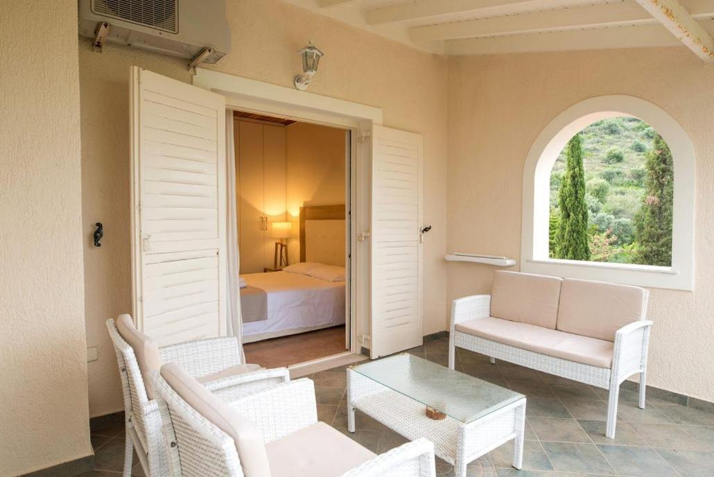Villa Kastri Apartments Vasilikí Buitenkant foto